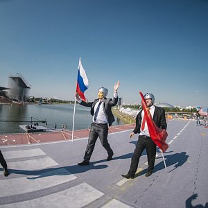 Complex Systems, Red Bull Flugtag и «Доллар, Гудбай!»